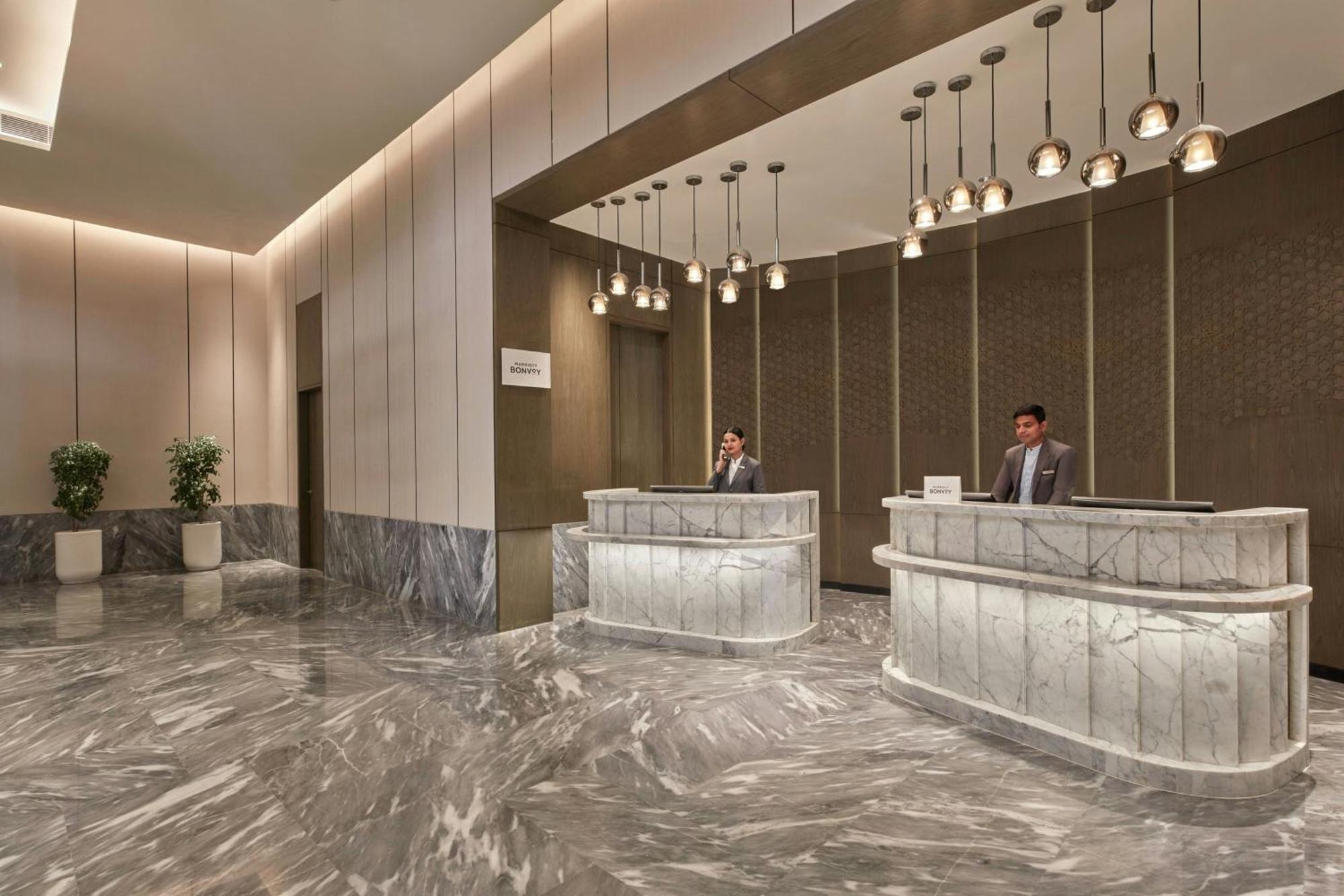 Courtyard By Marriott Gorakhpur Hotel ภายนอก รูปภาพ